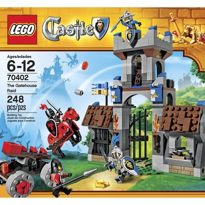 UPC 673419190671 product image for LEGO Castle The Gatehouse Raid 70402 | upcitemdb.com