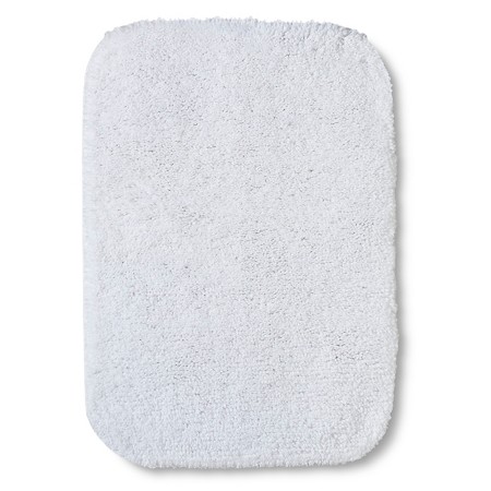 Room Essentials™ Bath Mat - True White (17x24") : Target