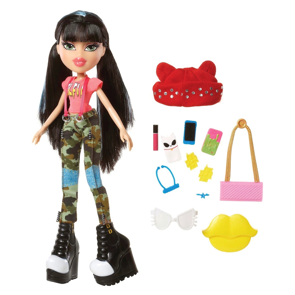 Bratz #SelfieSnaps Doll  Jade